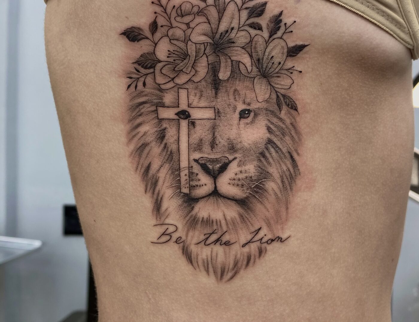 Painted Temple : Tattoos : Nature Animal Lion : Ryan Cumberledge Lion  Portrait